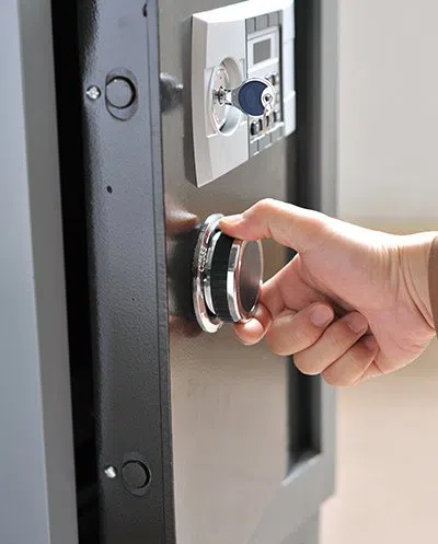 Top Locksmith Services Riverside, CA 909-346-2700